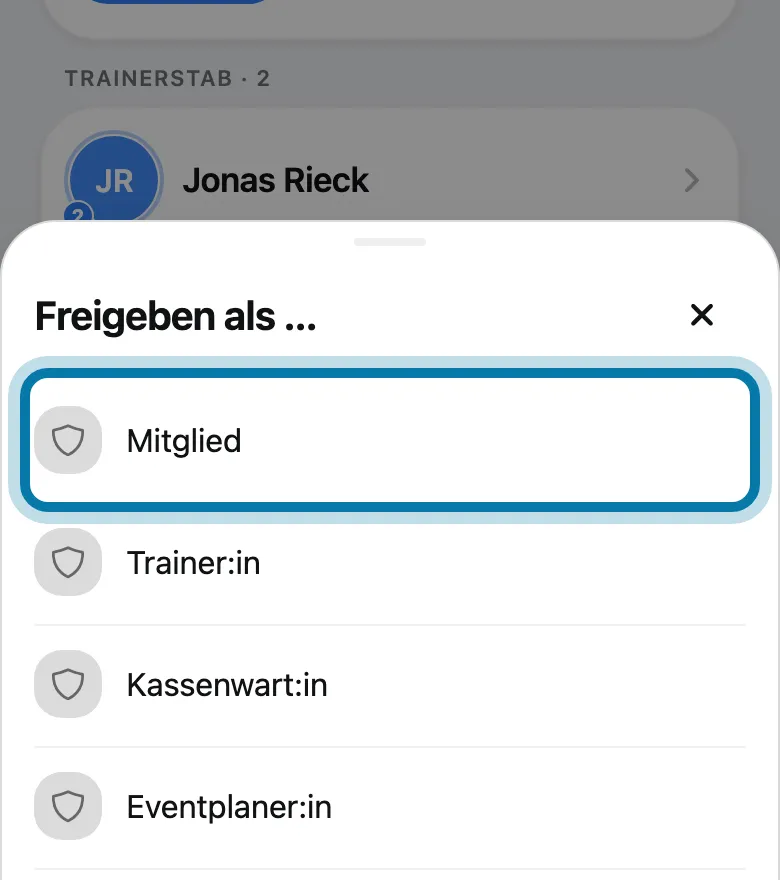 Wähle die Rolle, meist Mitglied.