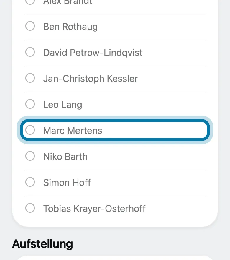 Tippe unter Wer ist herausgestochen? auf deine Wahl.